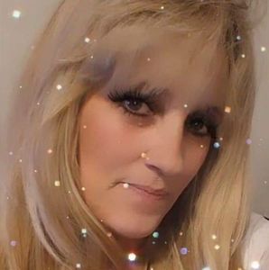 Meet your Posher, Stacy